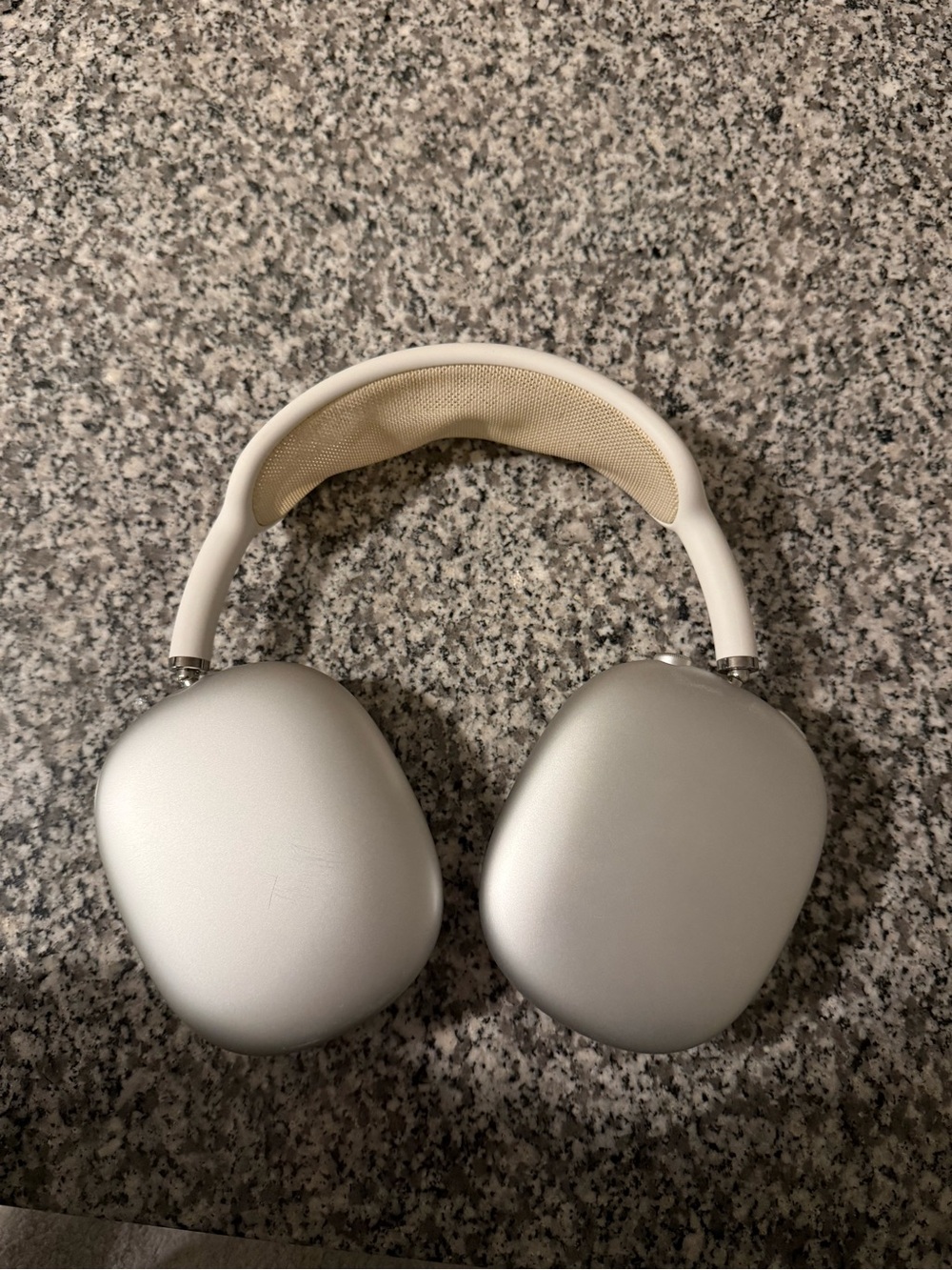 Apple AirPods Max Silver with Cream Headband